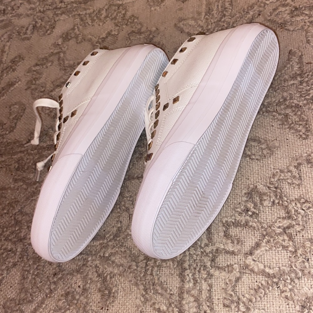 Jessica Simpson studded white high tops🤍 NEVER WORN (actual pictures included) - Picture 7 of 7